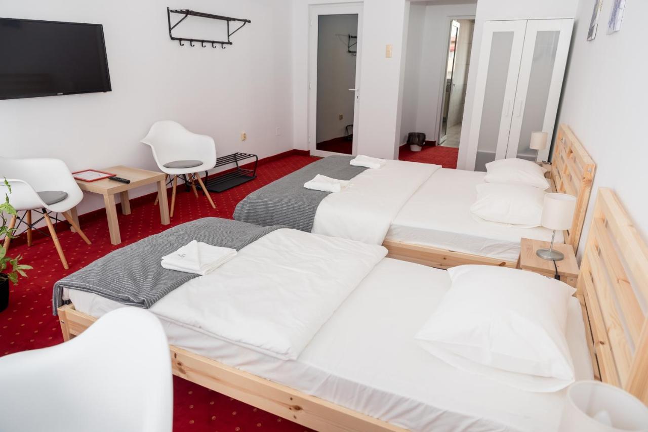 Bao Apartament & Rooms Орадеа Екстериор снимка