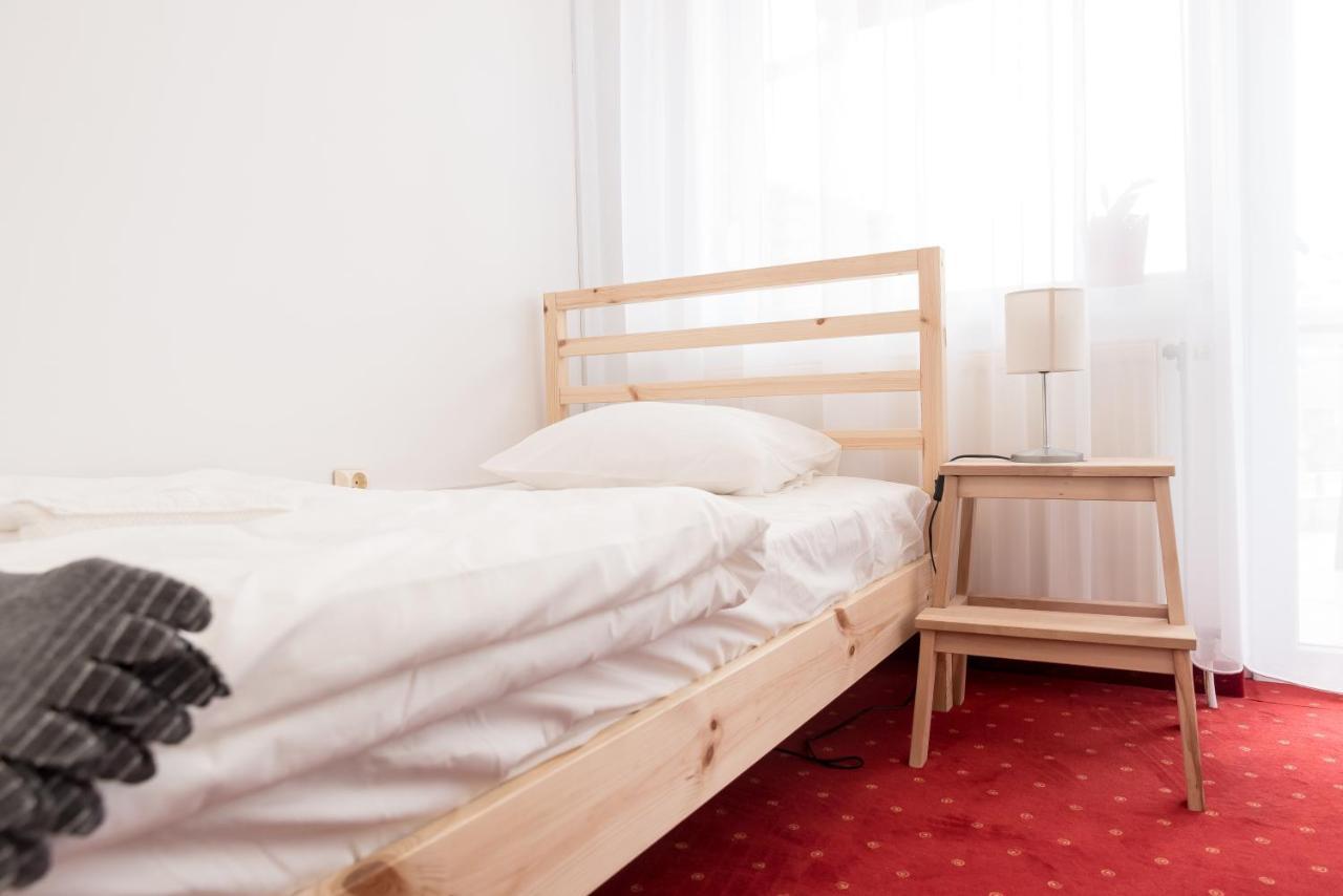 Bao Apartament & Rooms Орадеа Екстериор снимка