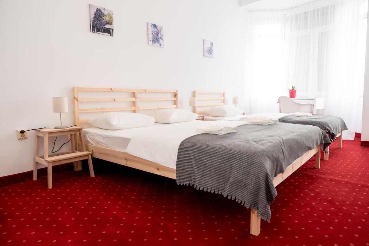 Bao Apartament & Rooms Орадеа Екстериор снимка